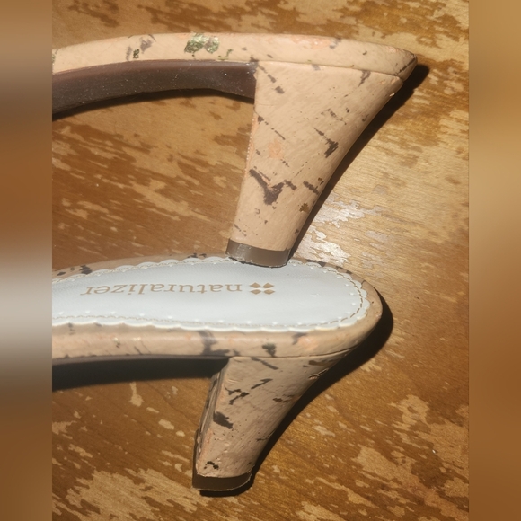 NATURALIZER Leather Sandal Size 7.5 White - Picture 6 of 6